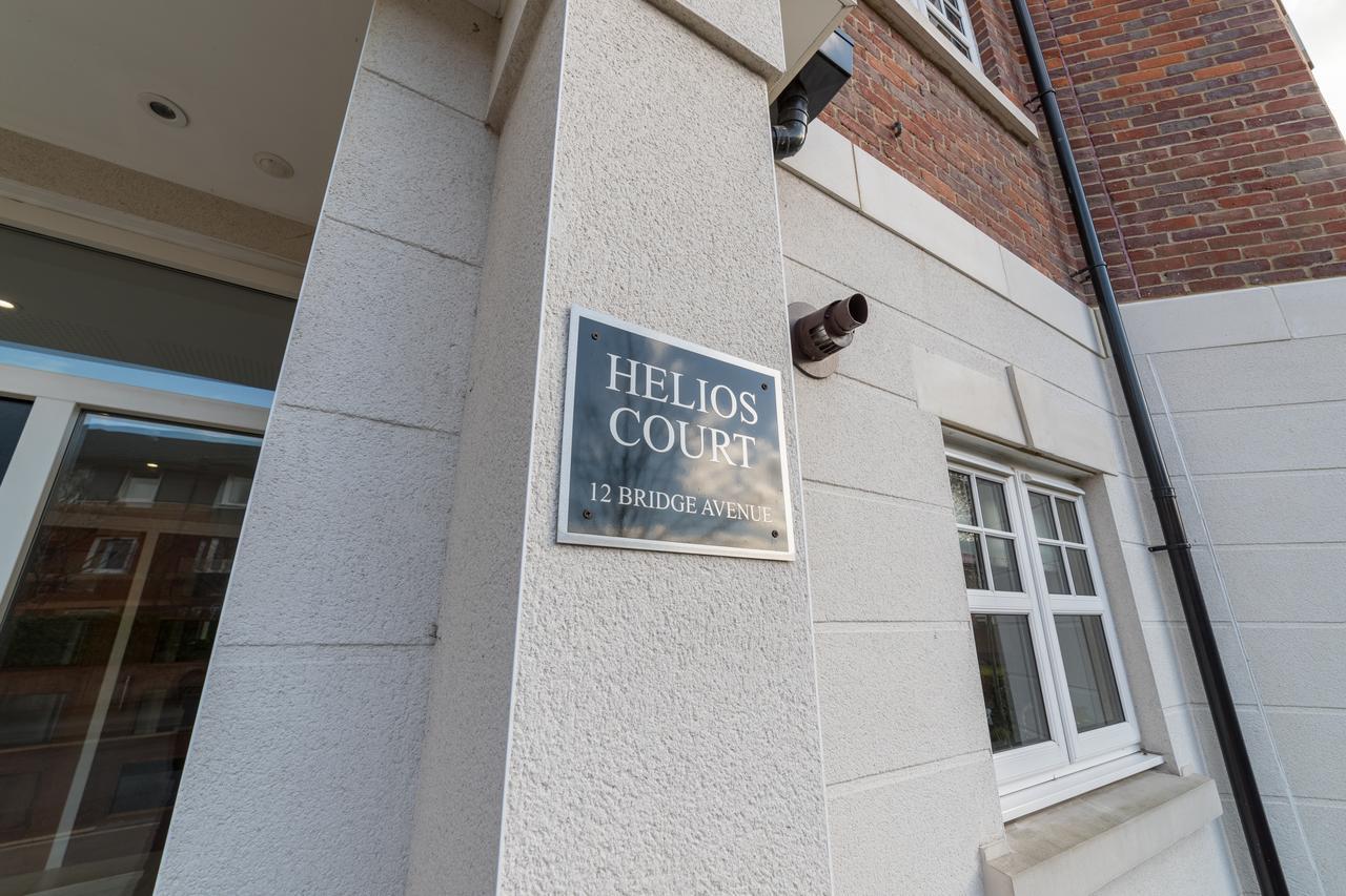 Helios Court Penthouse Serviced Apartment By Ferndale Maidenhead Exterior foto