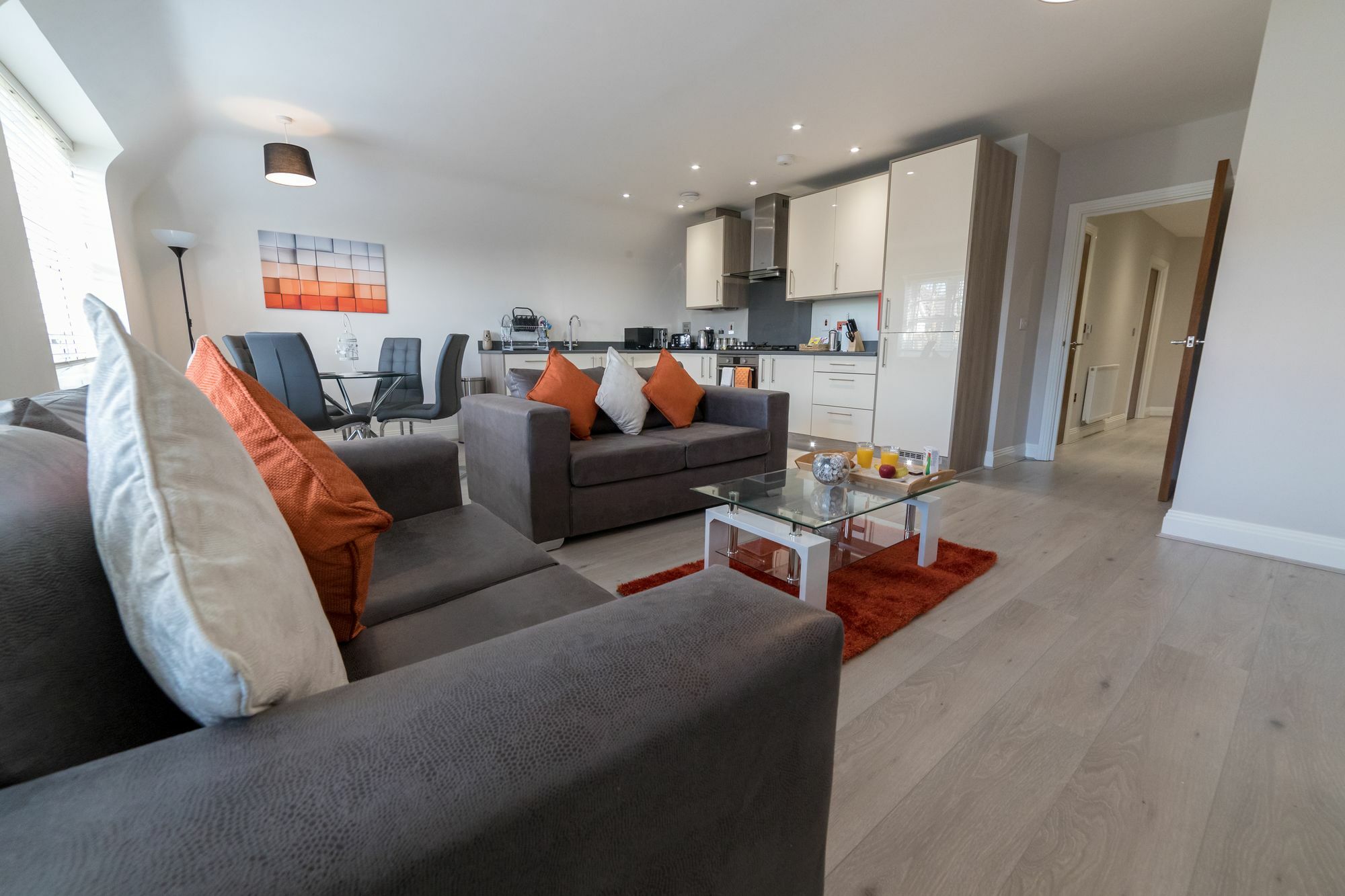 Helios Court Penthouse Serviced Apartment By Ferndale Maidenhead Exterior foto